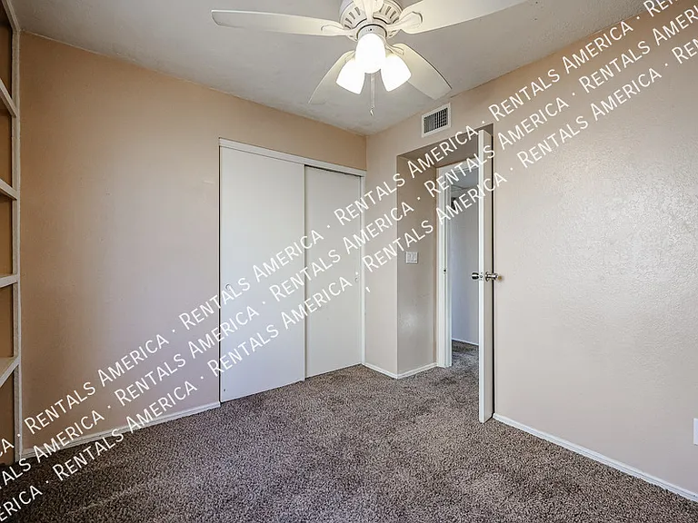 630 E Jensen St #128 — Photo 24