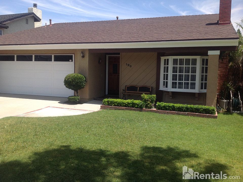1st image of 190 N Solomon Dr