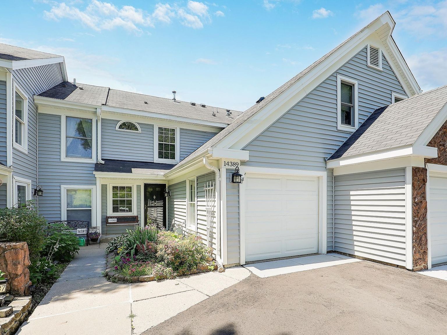 14389 Bedford Dr