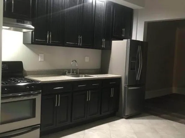 528 Franklin St #2F, Reading, PA 19602