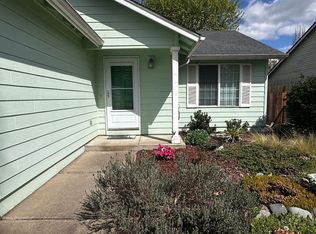 1257 S 7th St, Independence, OR 97351