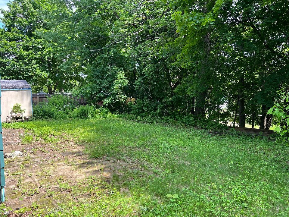750 Somerset St Rumford, ME, 04276 Apartments for Rent Zillow