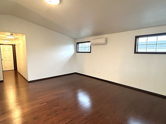 3rd image of 14635 47th Ave NE