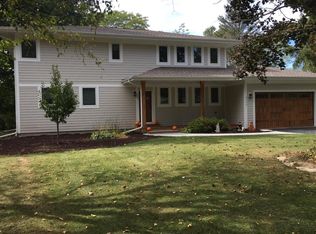 9735 N Fairfield Rd, Mequon, WI 53092