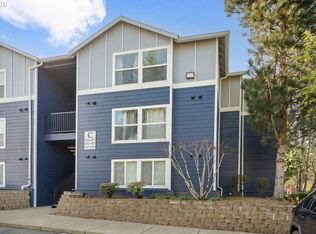 697 NE 162nd Ave #308, Portland, OR