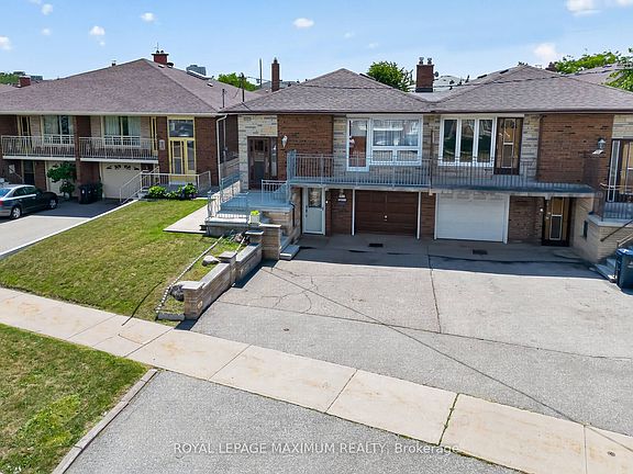 3rd image of 11 Hisey Cres