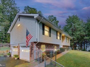 28 Flippo Rd, Stafford, VA 22554