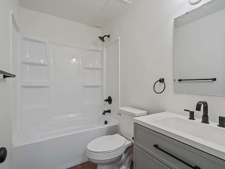 4930 King Arthur Way #C — Photo 16
