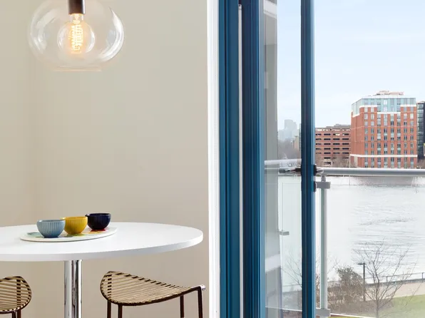 805 Harbor Boulevard image 19 of 61