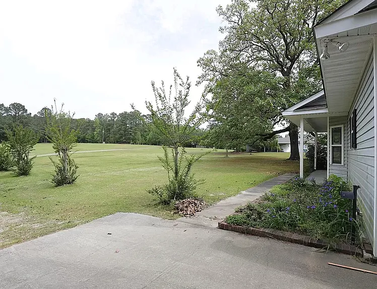 180 Trails End Rd — Photo 26