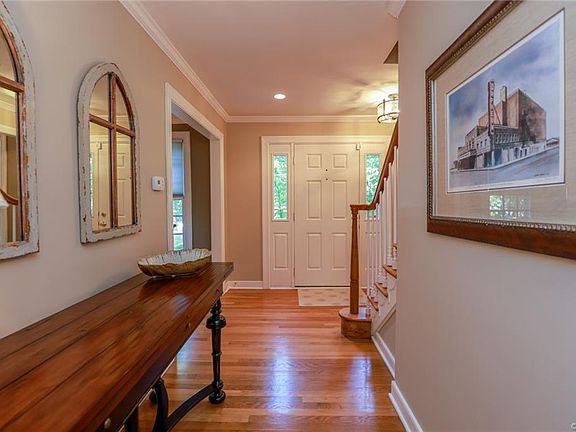 5th image of 2711 Sterncroft Dr