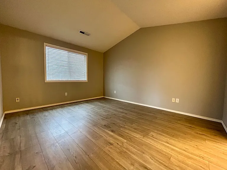 3001 NE 160th Ct — Photo 13
