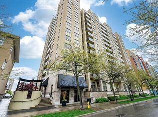 4 Elsinore Path #402, Toronto, ON M8V4G7