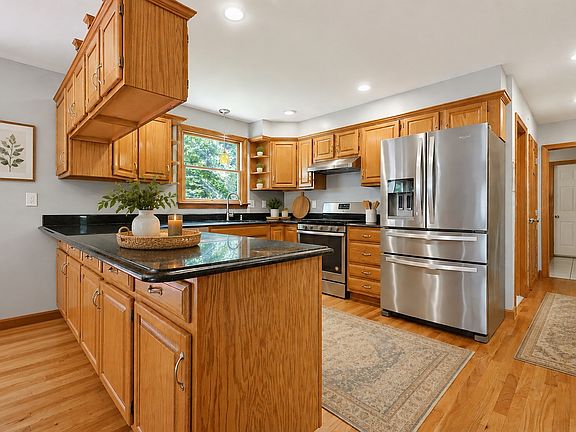 5th image of 88 Andrews Rd