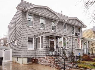 7750 76th St, Ridgewood, NY 11385