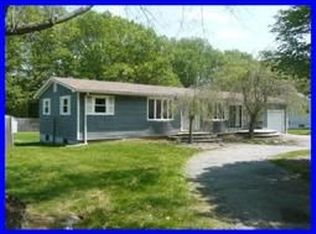 121 Sharps Lot Rd, Swansea, MA 02777