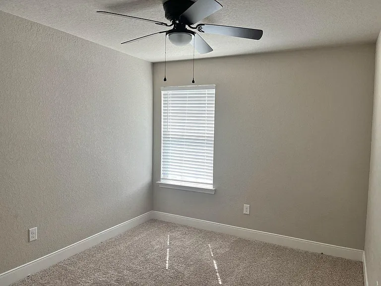 1664 Barrett Ave — Photo 6