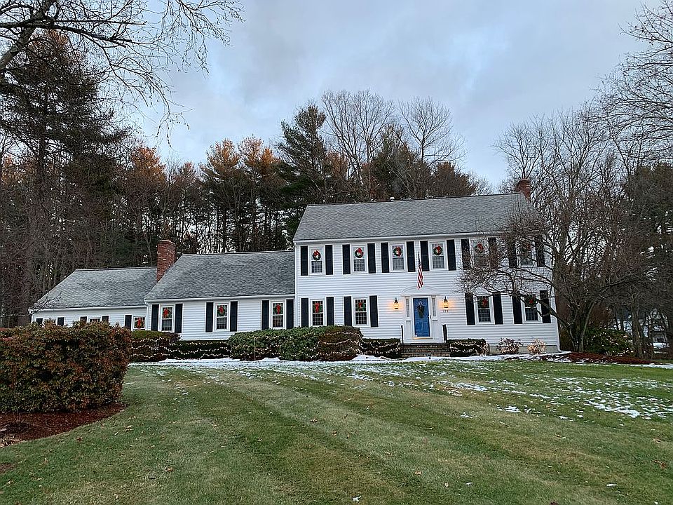 2nd image of 128 Prendiville Way