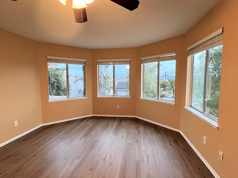 8558 Sandhill Dr — Photo 20