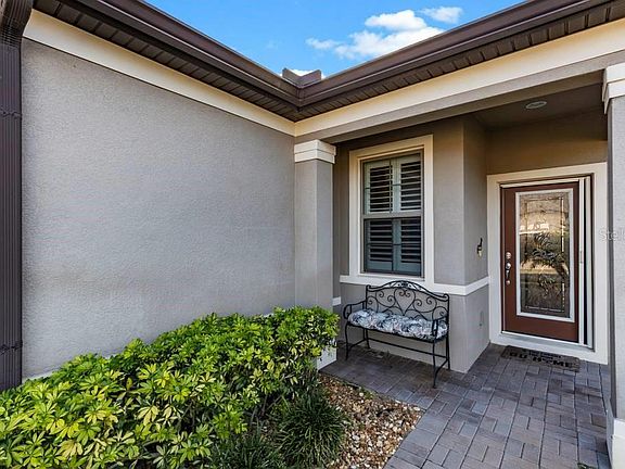 5th image of 511 Pamplona Pl