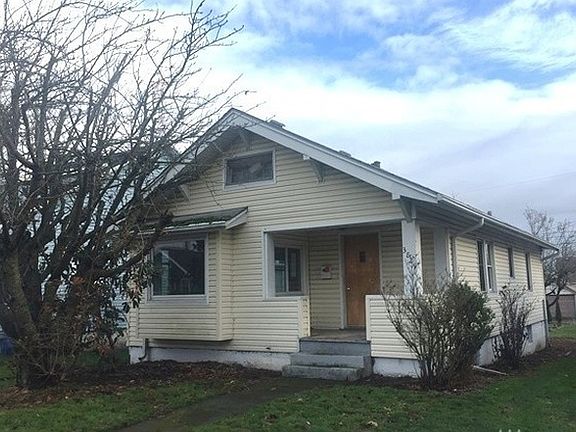 3rd image of 3825 Fawcett Ave