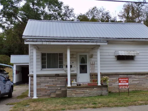 205 Adams St, Nelsonville, OH 45764