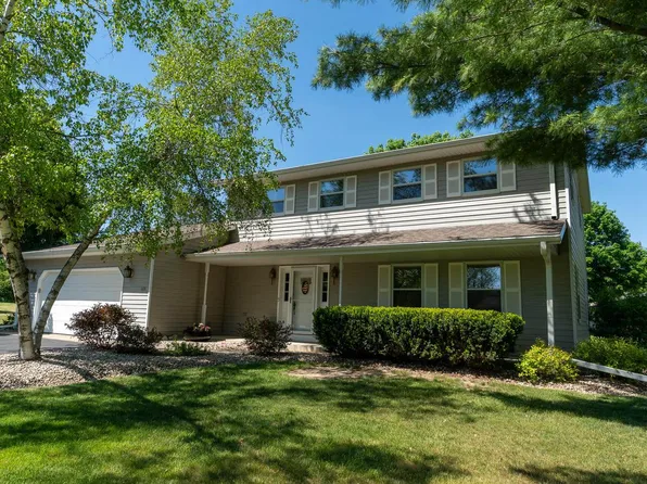 1636 Church STREET, Burlington, WI 53105