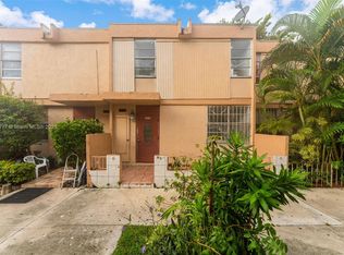 6011 SW 69th St #72, South Miami, FL 33143
