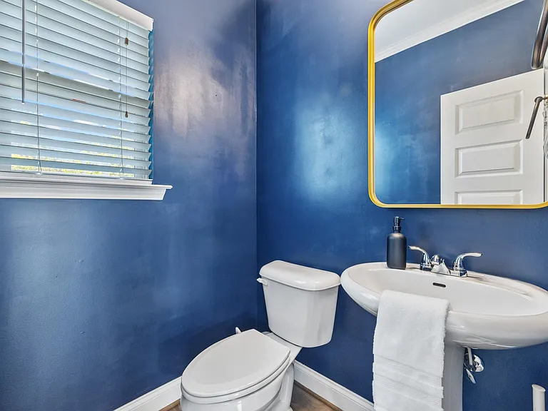 1365 Memorial Dr SE #9 — Photo 17