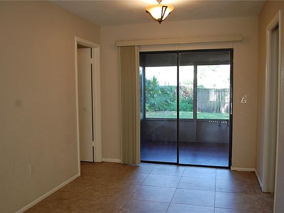 4th image of 3207 Gulfwind Dr