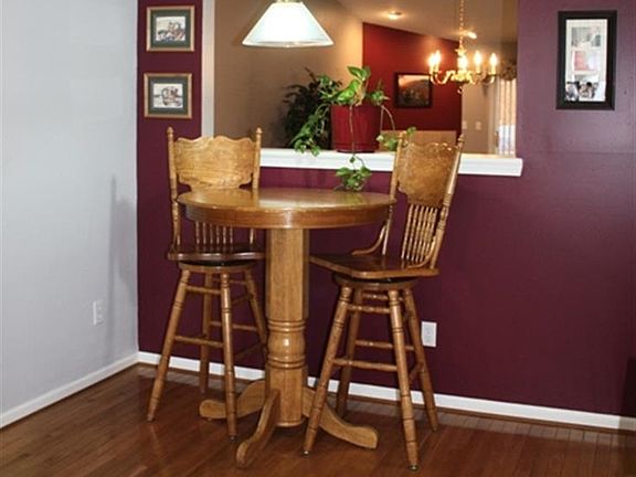 3rd image of 53059 Barberry Cir