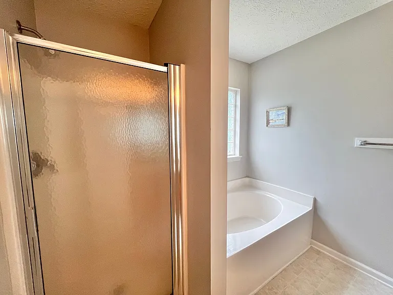 2019 Spring Creek Dr — Photo 13
