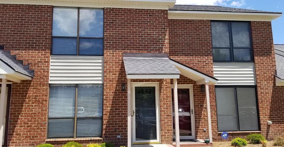 1st image of 18 Upton Ct