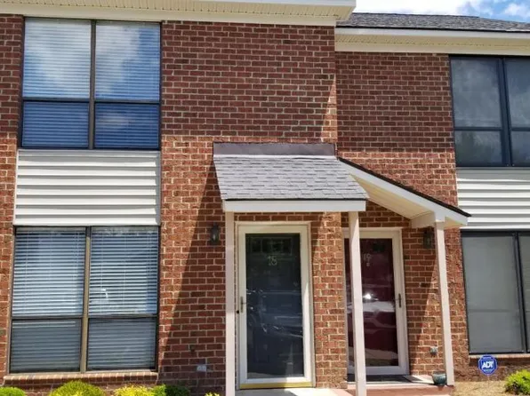 18 Upton Ct, Greenville, NC 27858