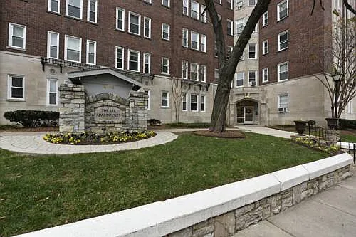 Blackstone & Fairmont Photo 1
