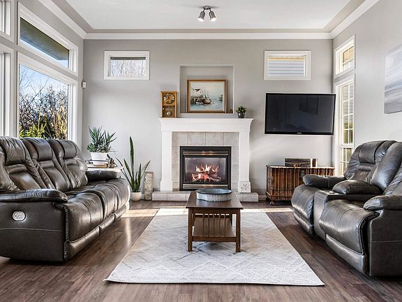 5th image of 46286 Valleyview Rd