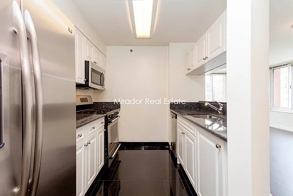 Rented by Mirador Real Estate | media 34