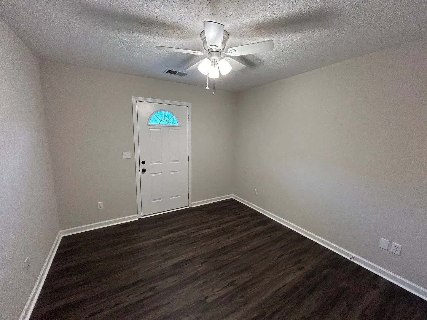 Williams Rd. Apartments — Photo 4