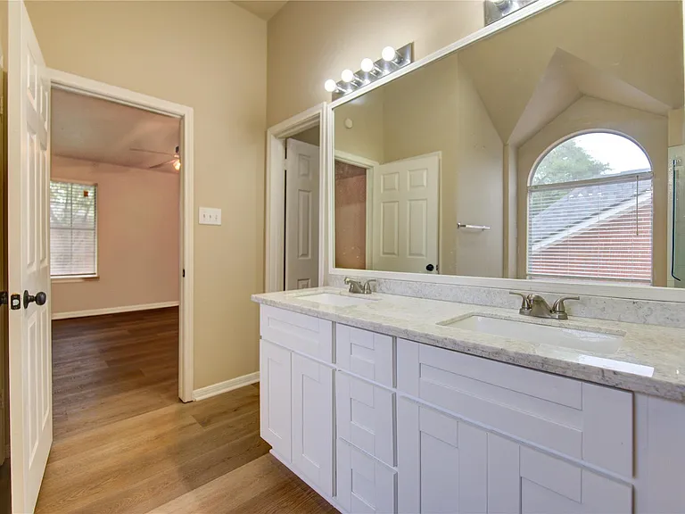 138 W New Meadows Dr — Photo 40