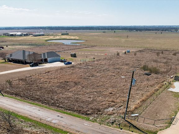 3rd image of 7408 County Road 205