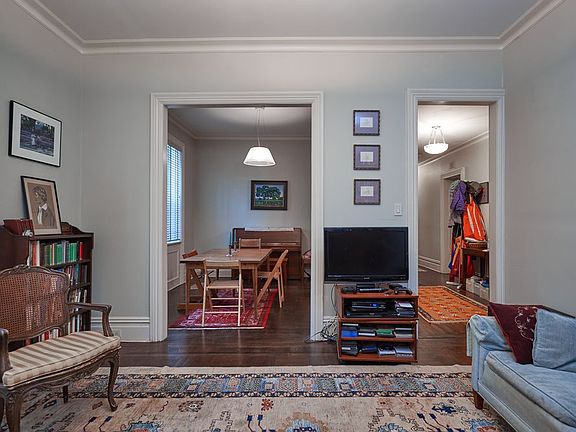 5th image of 435 Convent Ave APT 3