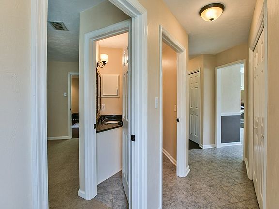 5th image of 5342 Saint Ives Ln