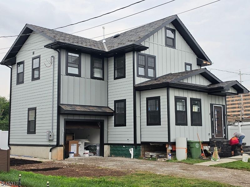 1st image of 1123 Thompson Ave