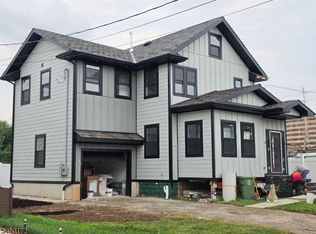 1123 Thompson Ave, Roselle, NJ 07203