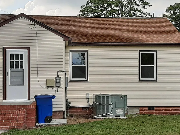 10 Fontaine Rd — Photo 4
