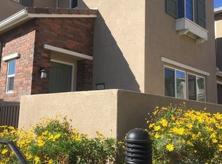 28800 Camino De Cielo Dr, Santa Clarita, CA 91354