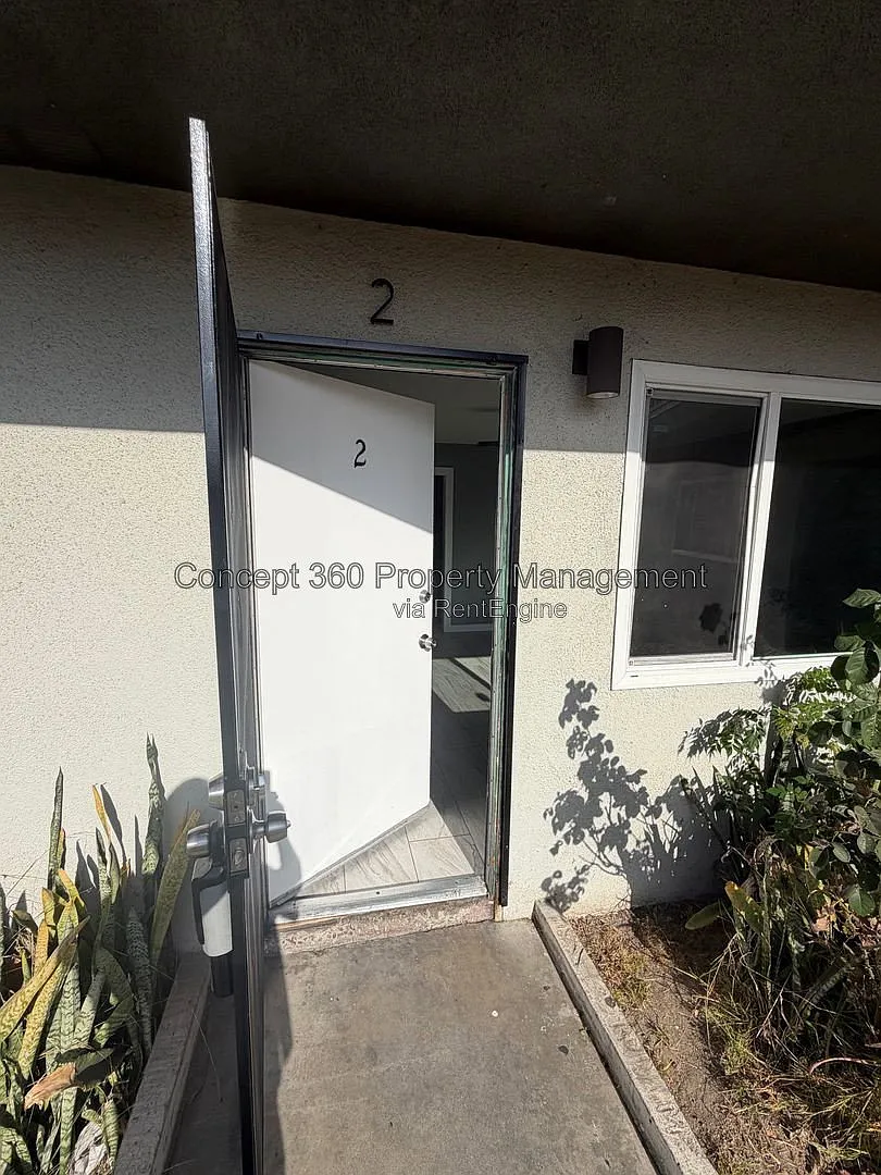 2 bed, 1.0 bath, 600 sqft, $2,295 — Photo 2