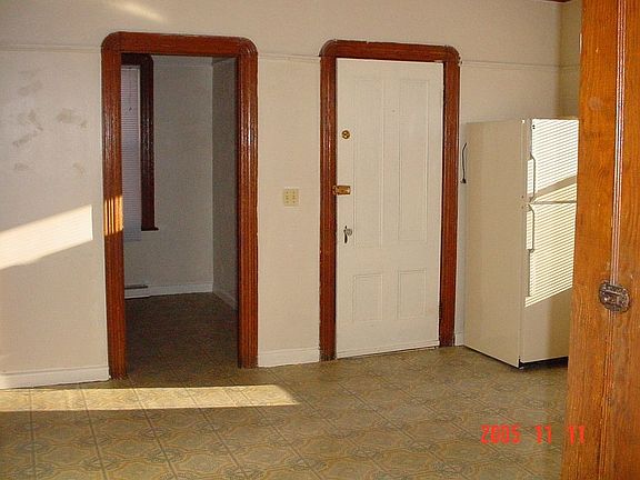 1st Floor Eat-in Kitchan