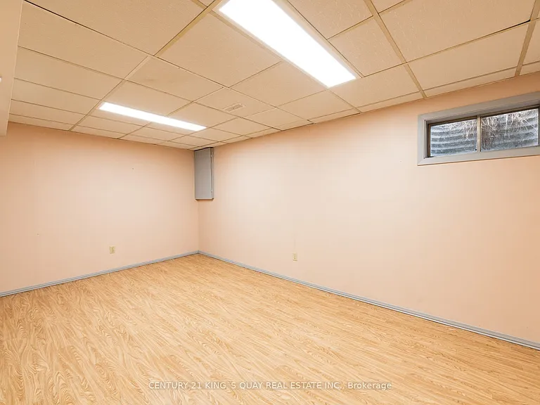 44 Chester Le Blvd #32 — Photo 30