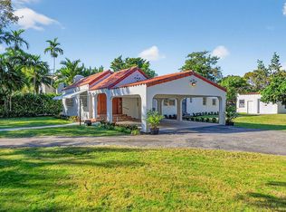 1305 Alhambra Cir, Coral Gables, FL 33134